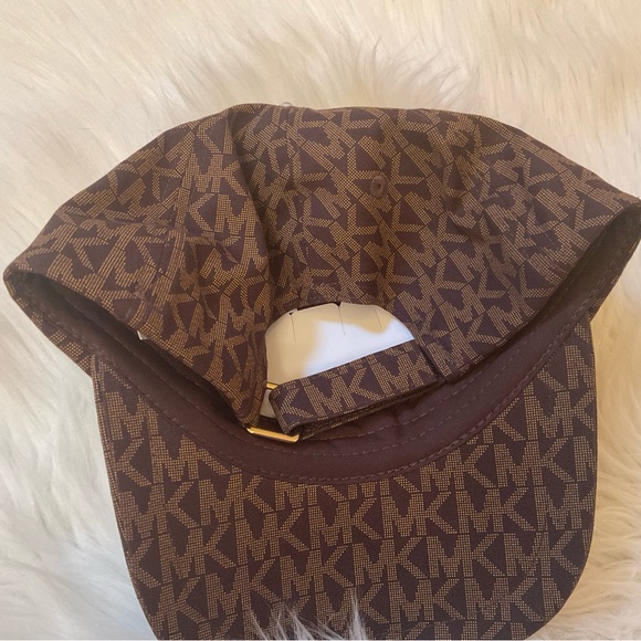 MICHAEL Michael Kors Signature Logo Baseball Hat / Cap - NWT - Picture 6 of 11